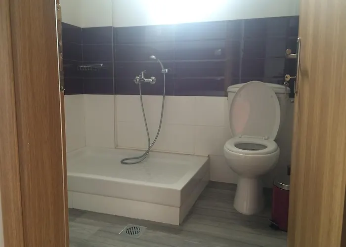 Луксозна вила Catherine Марониа