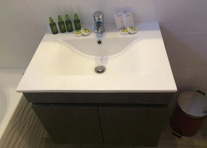 Луксозна вила Catherine Марониа