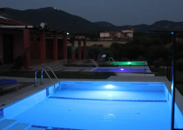 Catherine Луксозна вила Марониа